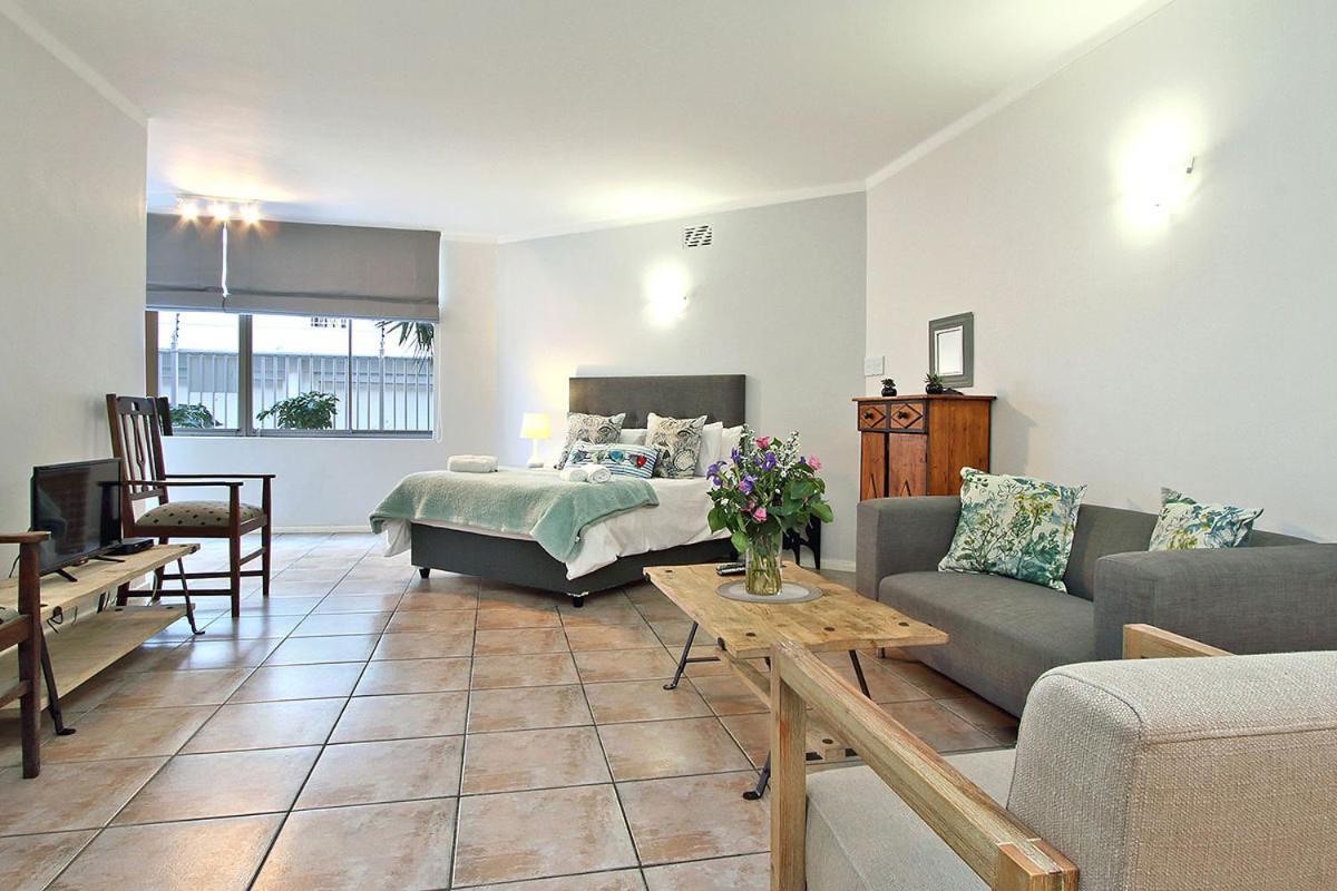 Blue Waters 12 In Sea Point Le Cap