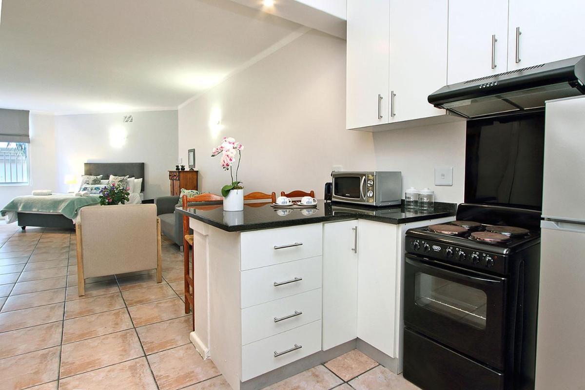 Blue Waters 12 In Sea Point Appartement